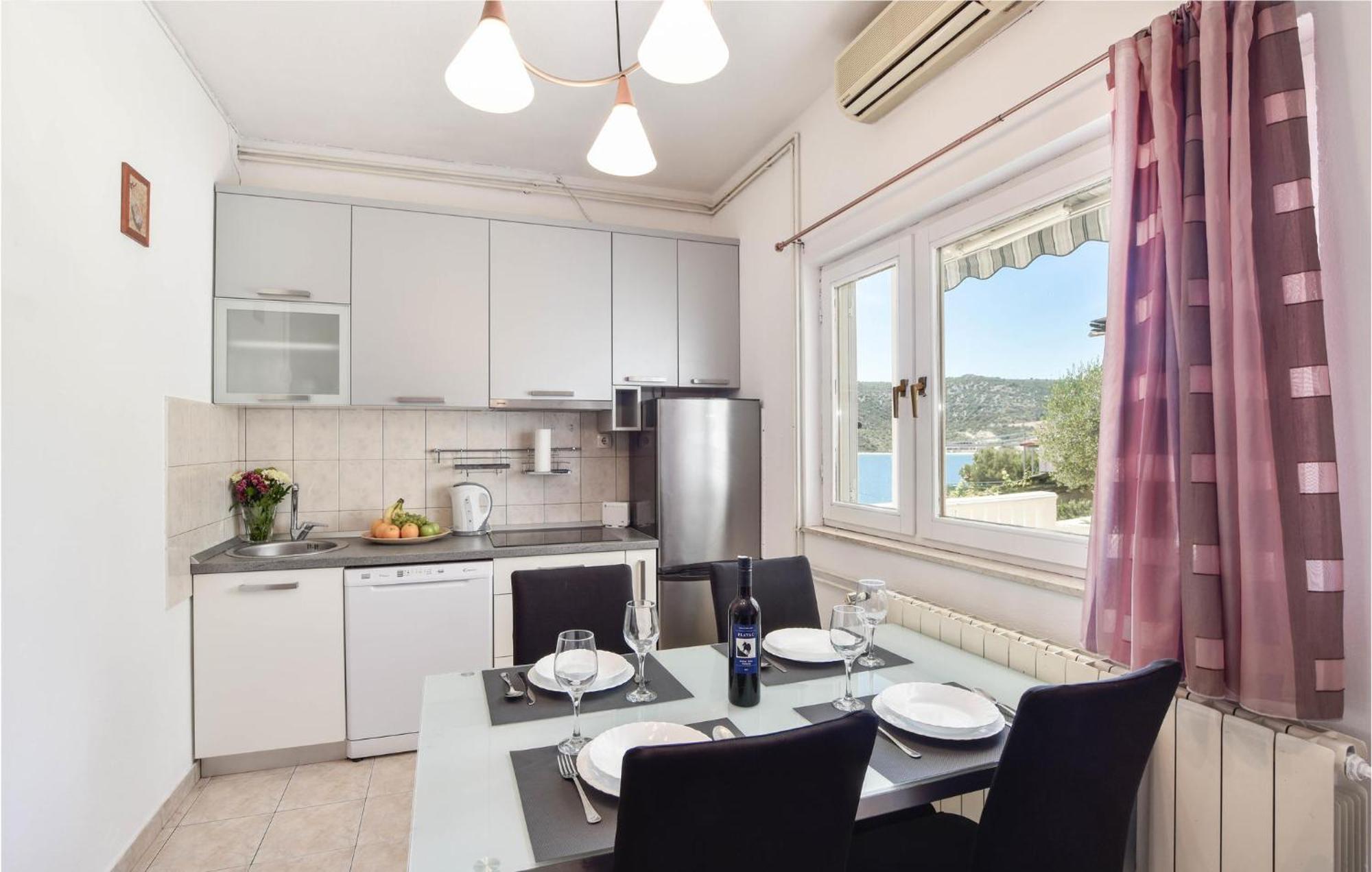 Nice Home In Poljica With House Sea View Marina  Exterior foto