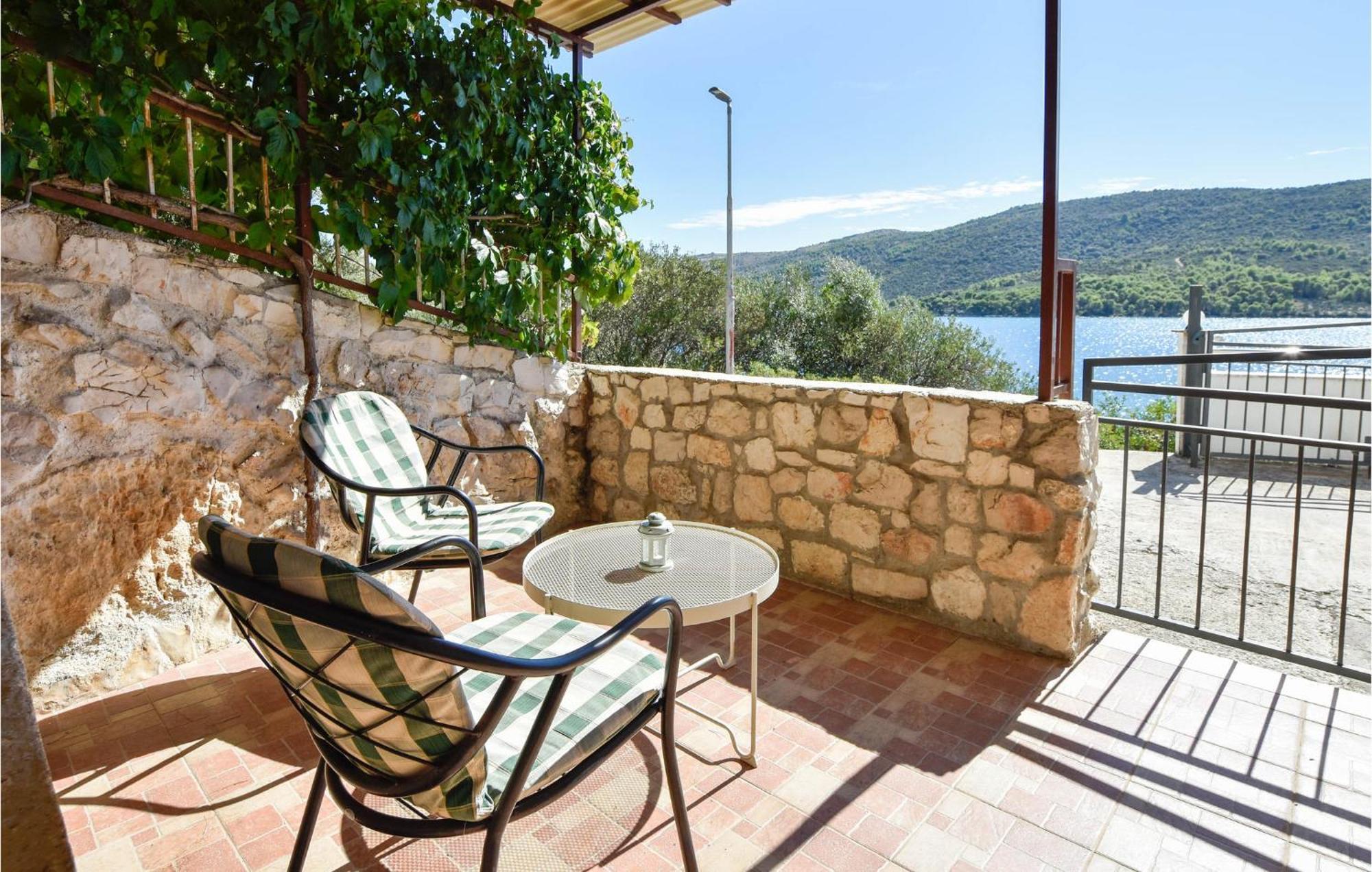 Nice Home In Poljica With House Sea View Marina  Exterior foto